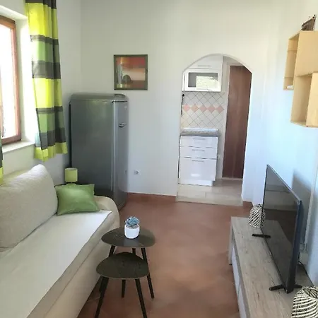 Family Friendly With A Swimming Pool Okrug Gornji, Ciovo - 16608 公寓