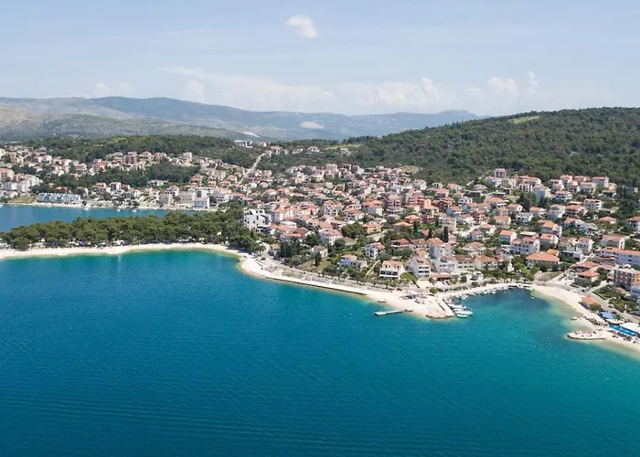 Apartmán Family Friendly With A Swimming Pool Okrug Gornji, Ciovo - 16608 *