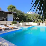 Family Friendly With A Swimming Pool Okrug Gornji, Ciovo - 16608 Lejlighed